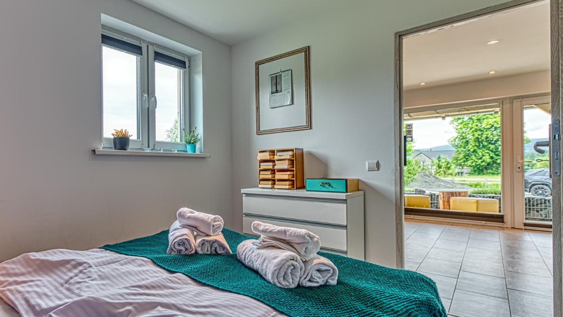 Izerska Baza - Basen, Ebike, Narty, Sauna, Jacuzzi, Las Blisko Swieradow Zdroj - 5D Apartamenty Giebultow  Ngoại thất bức ảnh